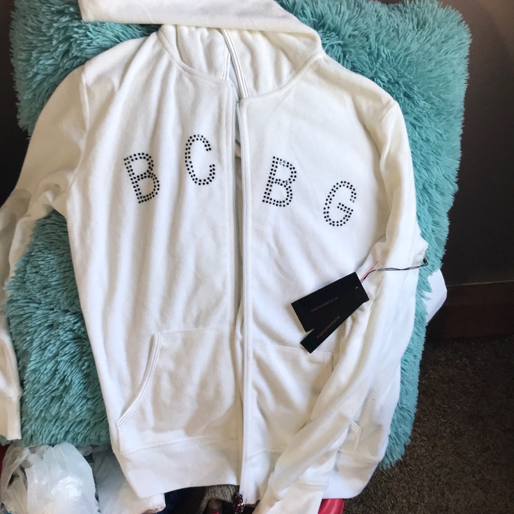 Ladies 2pc BCBG White w/Cute Black Crystals